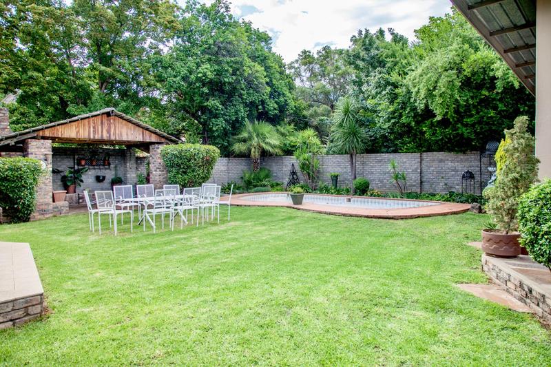 5 Bedroom Property for Sale in Douglas Northern Cape